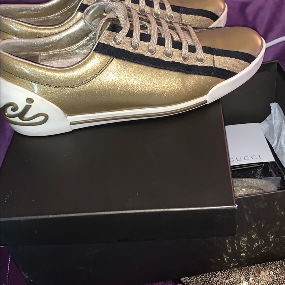 🎁🎄Gucci Gold Sneakers😱🌲